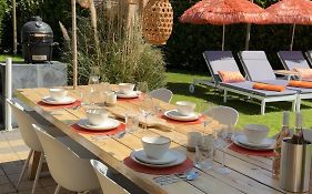 Villa June Rosy